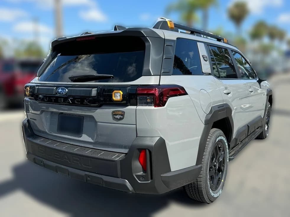 Subaru Outback Wilderness AWD 2026 — side view
