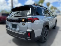 Subaru Outback Wilderness AWD 2026 — side view