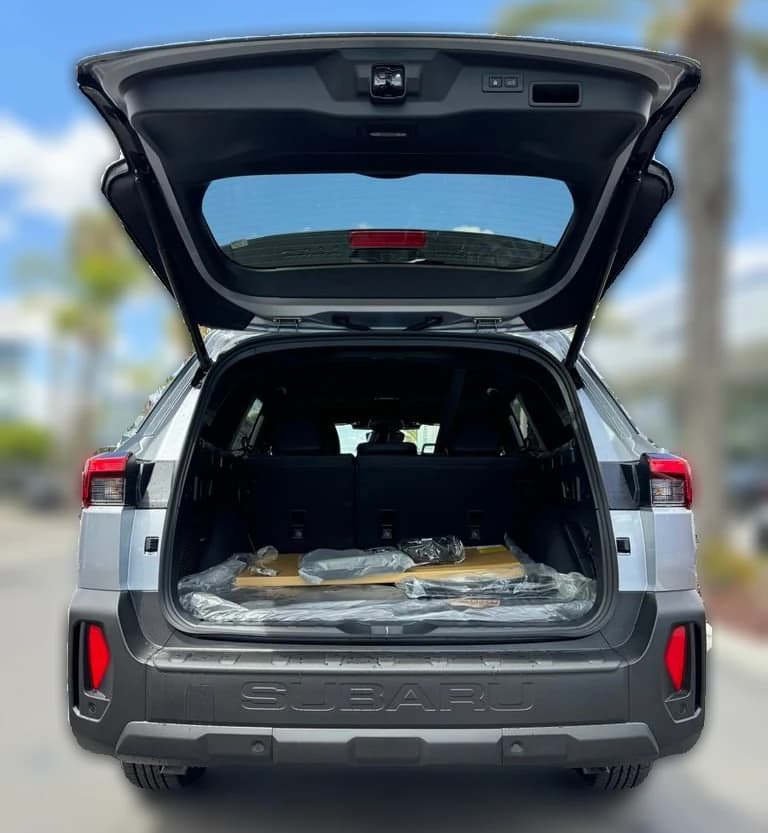 Subaru Outback Wilderness AWD 2026 — side view