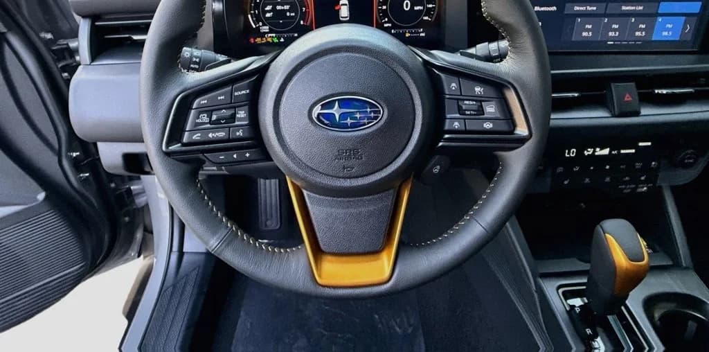 Subaru Outback Wilderness AWD 2026 — side view