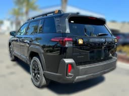 Subaru Outback Wilderness AWD 2026 — side view