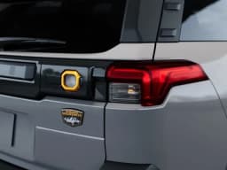 Subaru Outback Wilderness AWD 2026 — side view