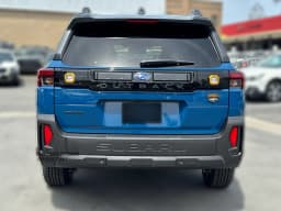 Subaru Outback Wilderness AWD 2026 — side view