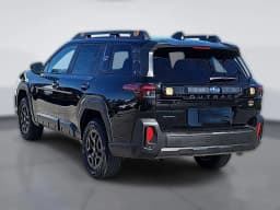 Subaru Outback Wilderness AWD 2026 — side view