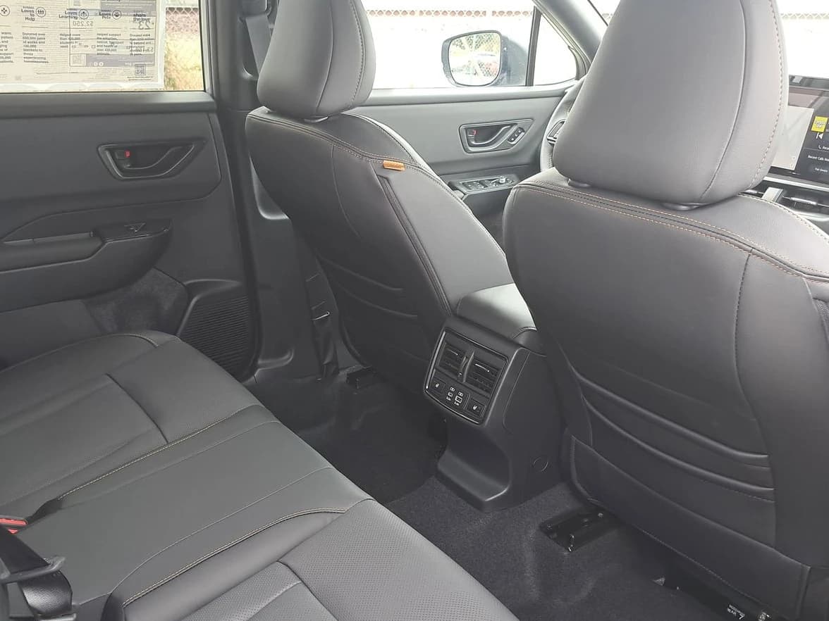 Subaru Outback Wilderness AWD 2026 — side view