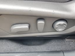 Subaru Outback Wilderness AWD 2026 — side view