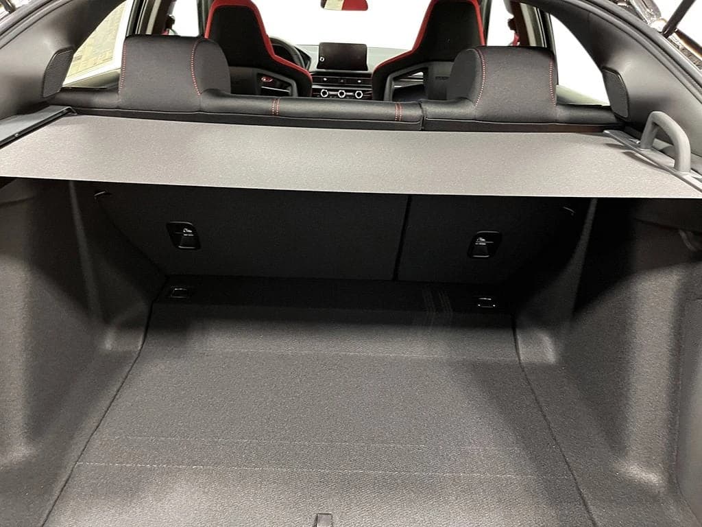Honda Civic Type R Base Manual 2026 — side view