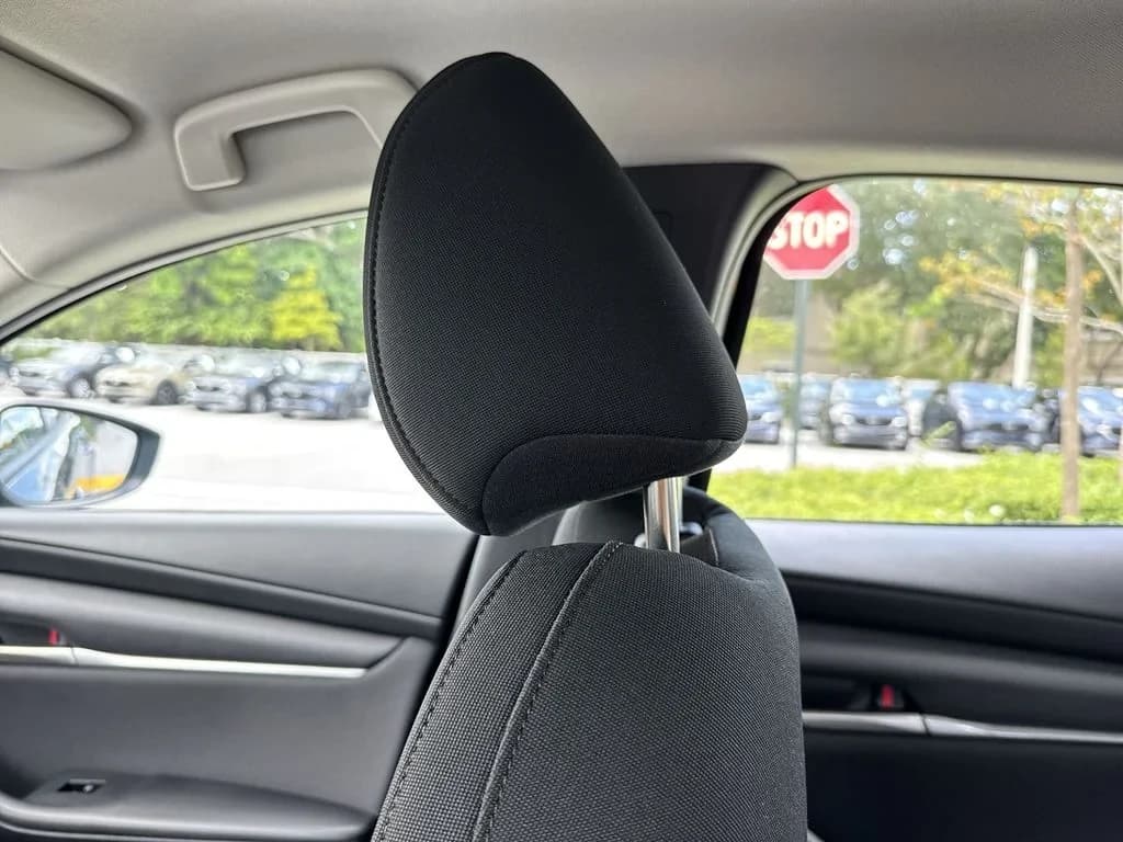 Mazda Mazda3 Sedan 2.5 S FWD 2026 — side view