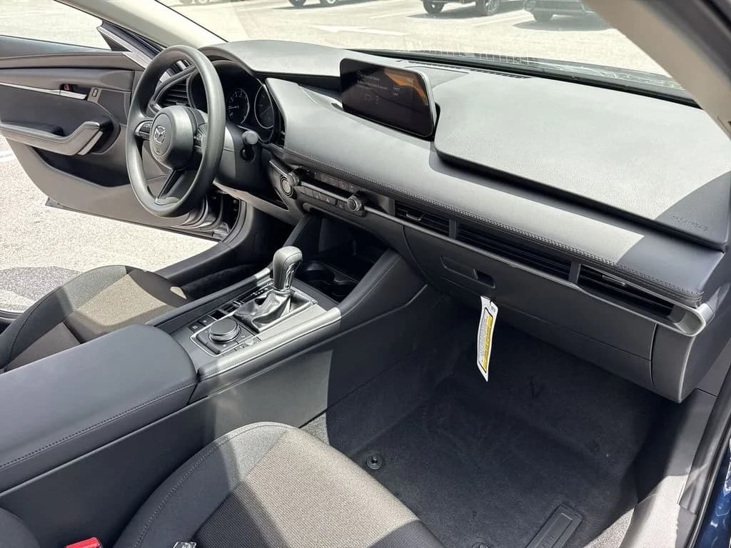 Mazda Mazda3 Sedan 2.5 S FWD 2026 — side view