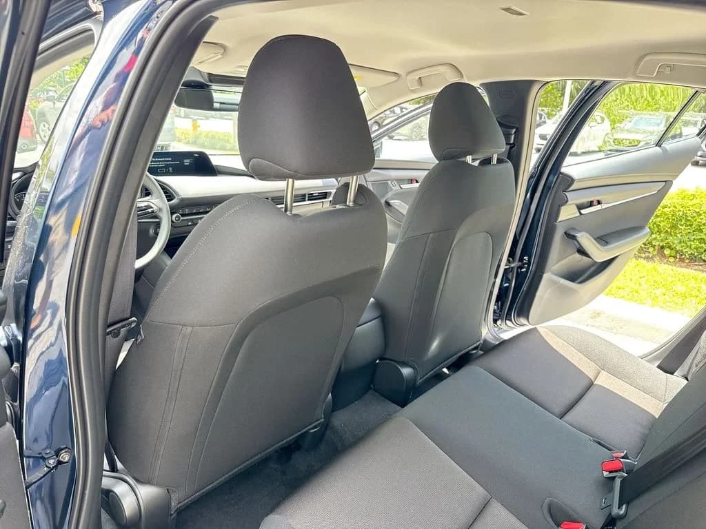 Mazda Mazda3 Sedan 2.5 S FWD 2026 — side view