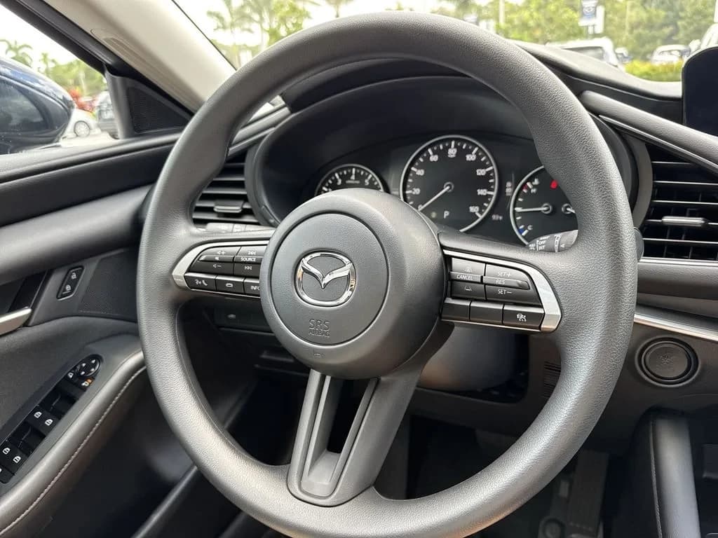 Mazda Mazda3 Sedan 2.5 S FWD 2026 — side view
