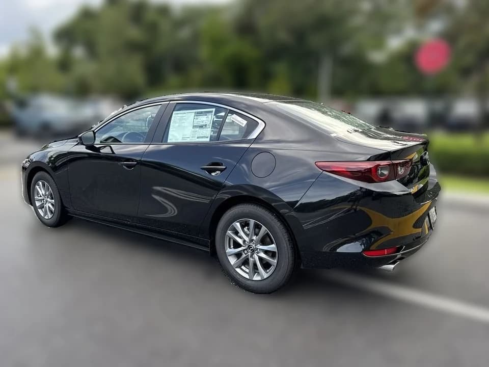 Mazda Mazda3 Sedan 2.5 S FWD 2026 — side view