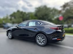 Mazda Mazda3 Sedan 2.5 S FWD 2026 — side view