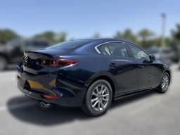 Mazda Mazda3 Sedan 2.5 S FWD 2026 — side view