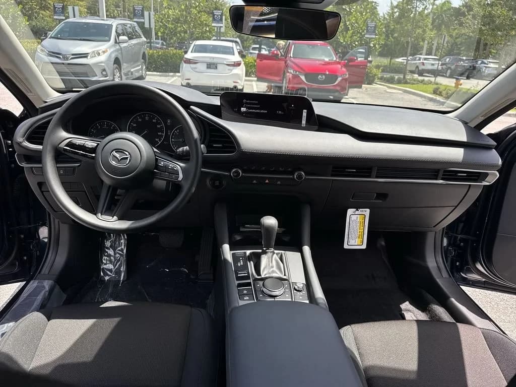 Mazda Mazda3 Sedan 2.5 S FWD 2026 — side view