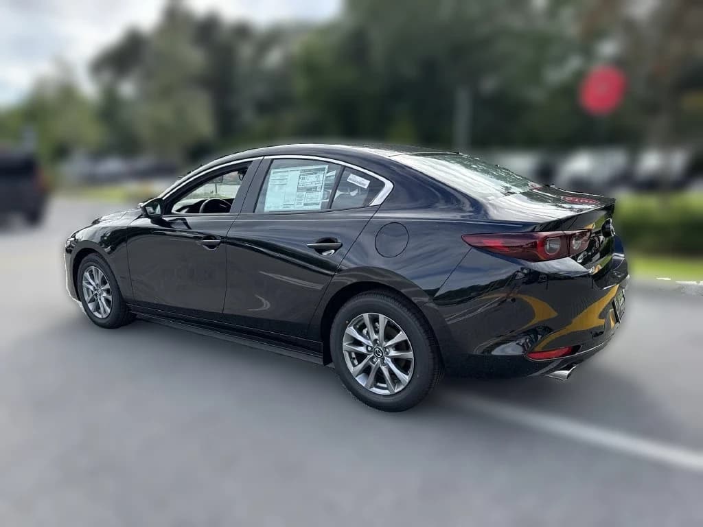 Mazda Mazda3 Sedan 2.5 S FWD 2026 — side view