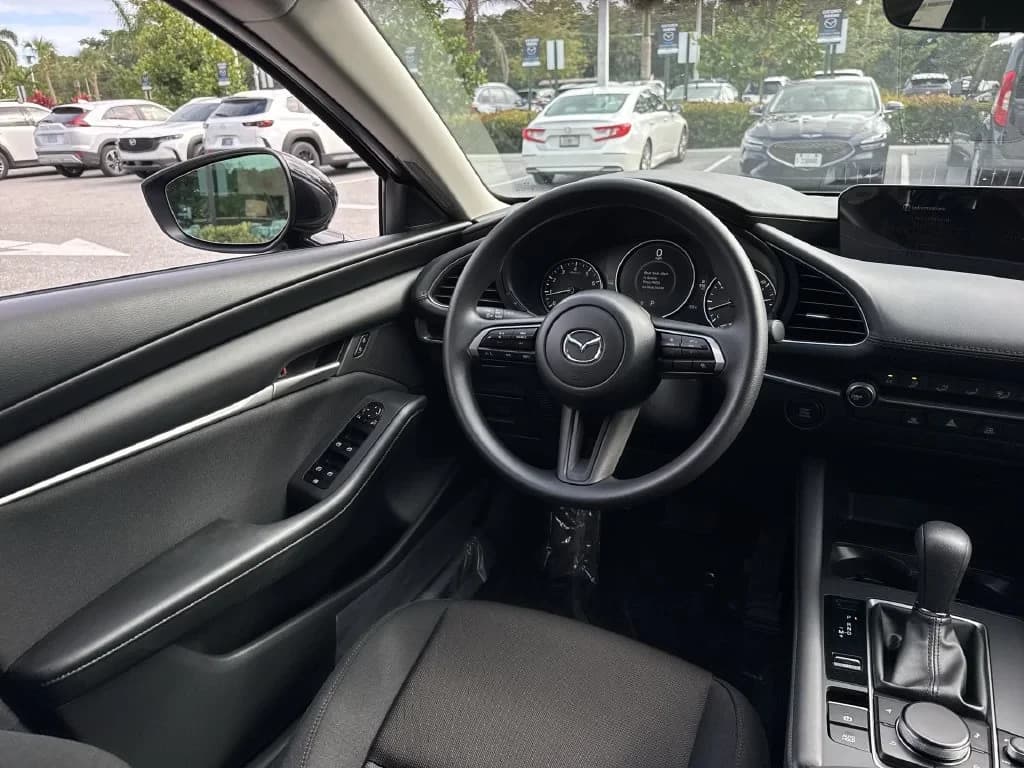 Mazda Mazda3 Sedan 2.5 S FWD 2026 — side view