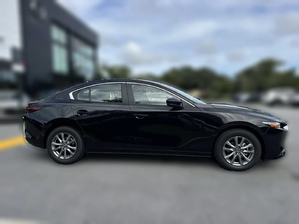 Mazda Mazda3 Sedan 2.5 S FWD 2026 — side view