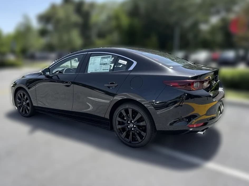 Mazda Mazda3 Sedan 2.5 S Select Sport FWD 2026 — side view