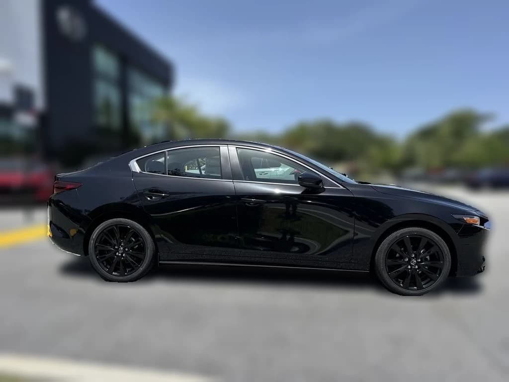 Mazda Mazda3 Sedan 2.5 S Select Sport FWD 2026 — side view
