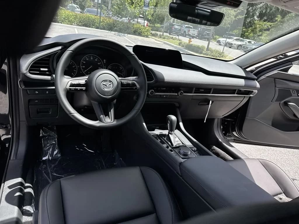 Mazda Mazda3 Sedan 2.5 S Select Sport FWD 2026 — side view