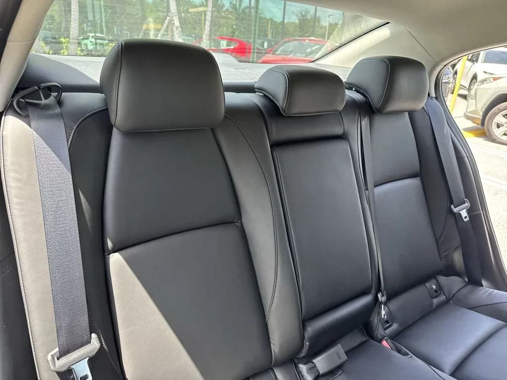 Mazda Mazda3 Sedan 2.5 S Select Sport FWD 2026 — side view