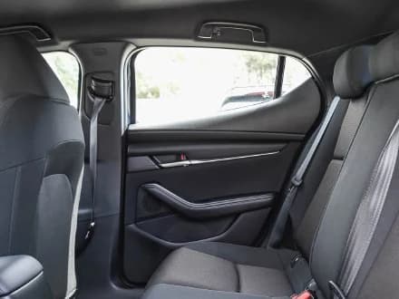 Mazda Mazda3 Hatchback 2.5 S Auto FWD 2026 — side view