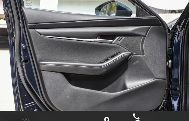 Mazda Mazda3 Hatchback 2.5 S Auto FWD 2026 — side view
