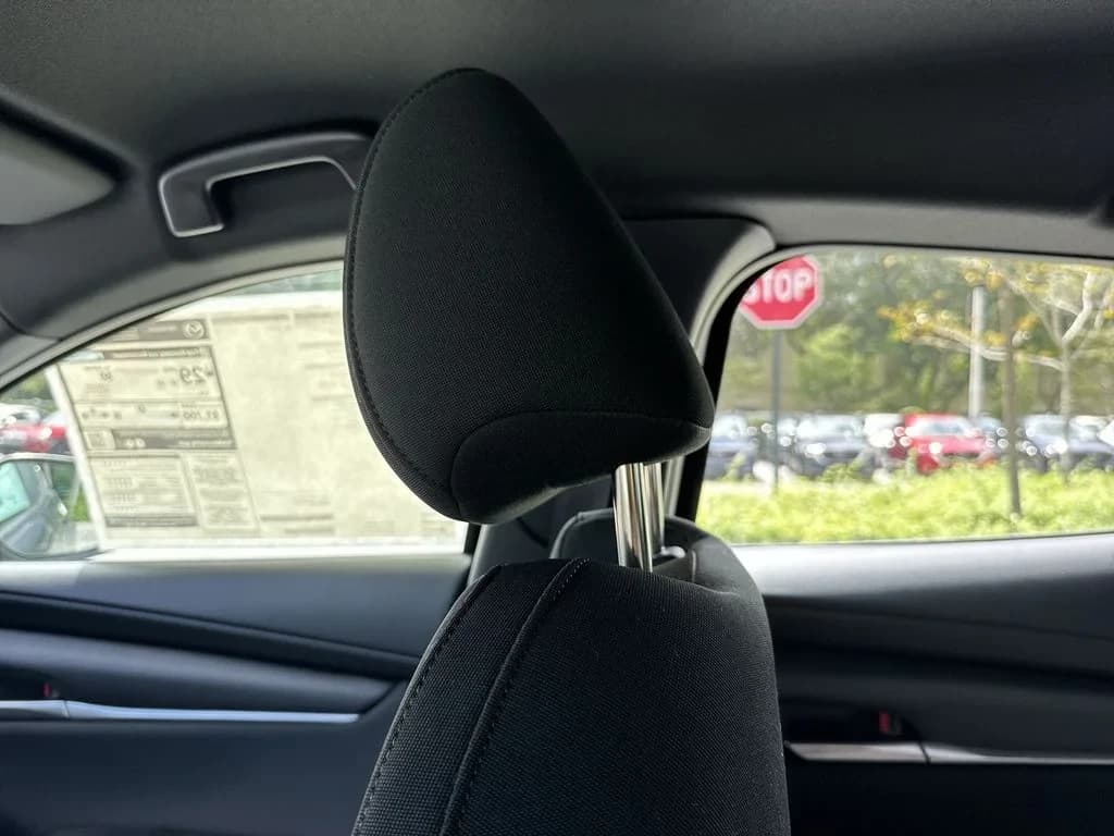 Mazda Mazda3 Hatchback 2.5 S Auto FWD 2026 — side view
