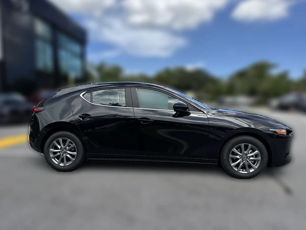 Mazda Mazda3 Hatchback 2.5 S Auto FWD 2026 — side view