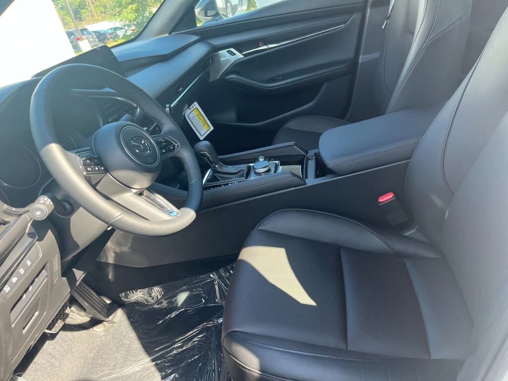 Mazda Mazda3 Hatchback 2.5 S Select Sport Auto FWD 2026 — side view