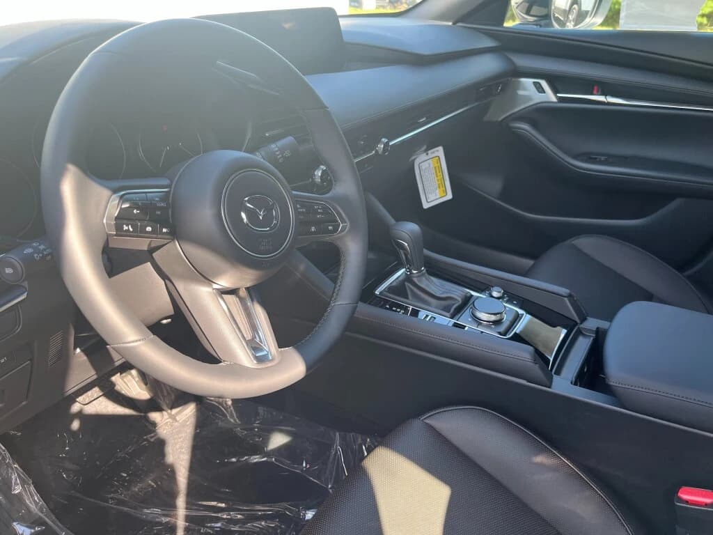 Mazda Mazda3 Hatchback 2.5 S Select Sport Auto FWD 2026 — side view