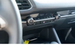 Mazda Mazda3 Hatchback 2.5 S Preferred Auto FWD 2026 — side view