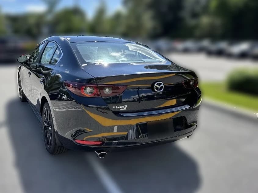 Mazda Mazda3 Sedan 2.5 S Carbon Edition AWD 2026 — side view