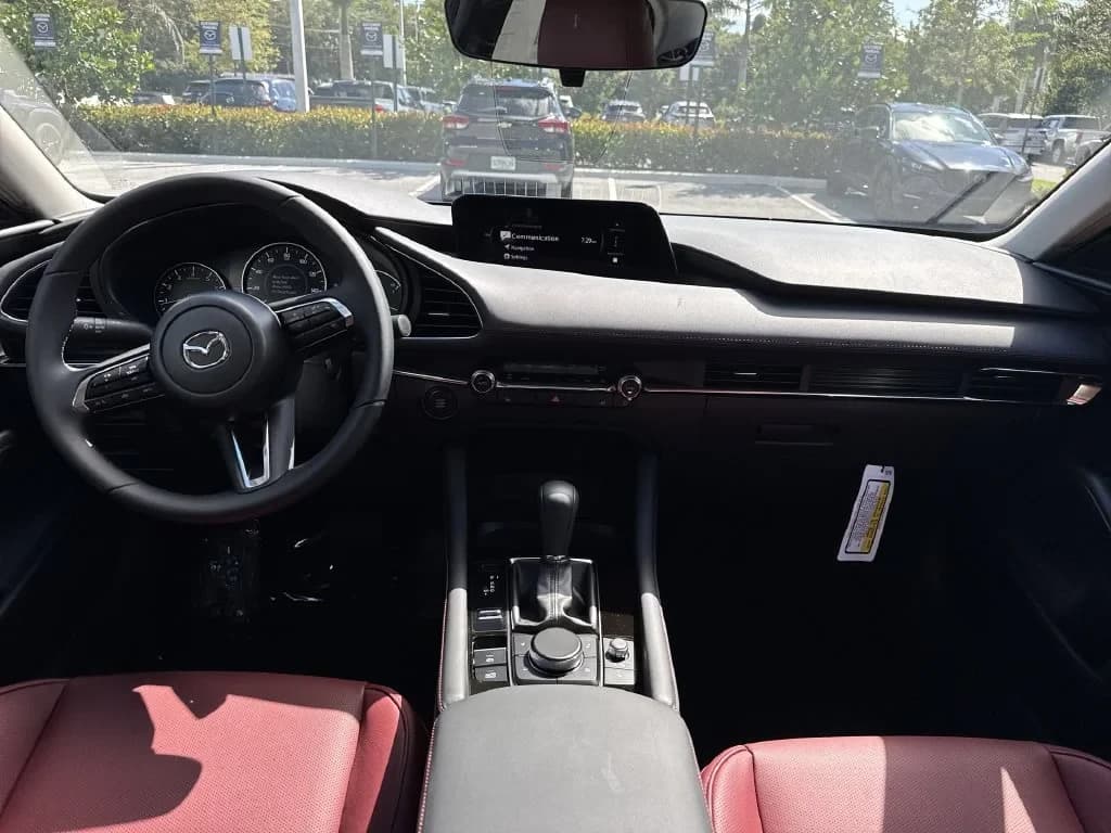 Mazda Mazda3 Sedan 2.5 S Carbon Edition AWD 2026 — side view