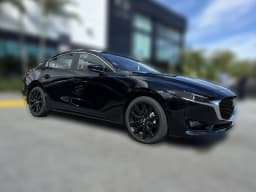 Mazda Mazda3 Sedan 2.5 S Carbon Edition AWD 2026 — side view