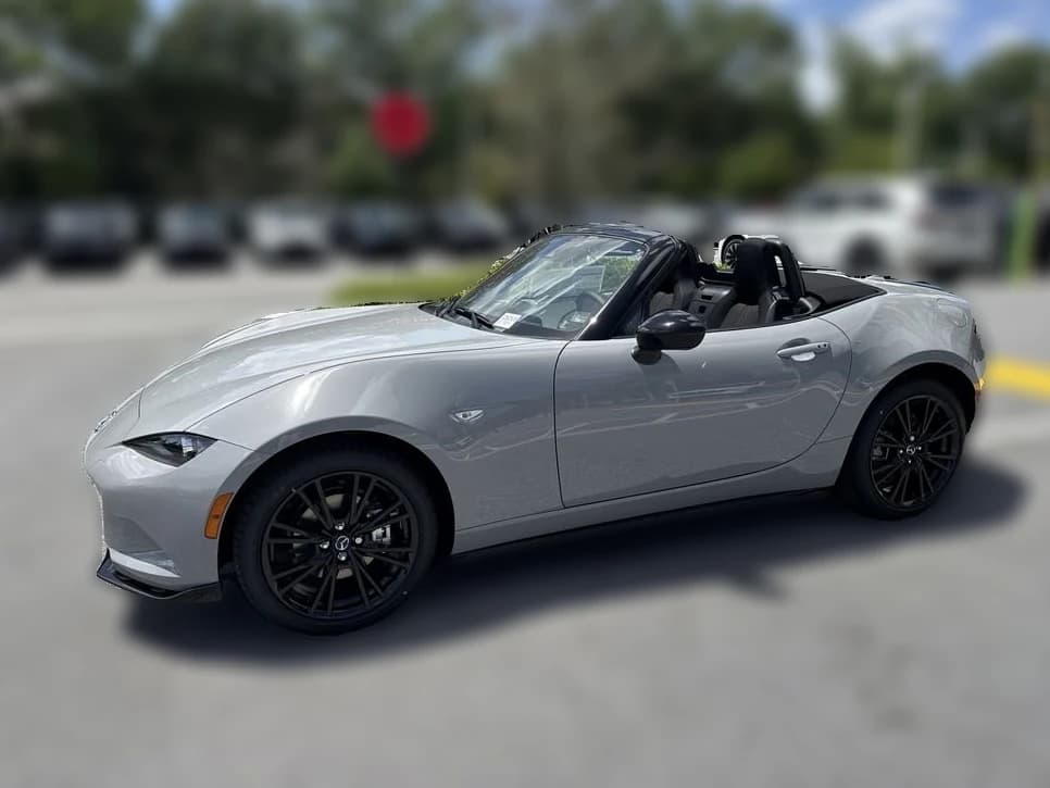 Mazda MX-5 Miata Club Manual 2026 — side view