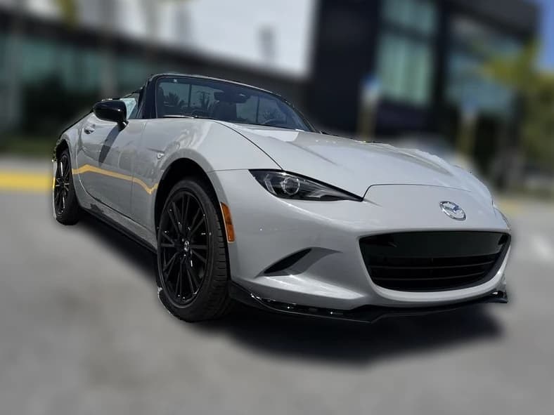 Mazda MX-5 Miata Club Manual 2026 — side view