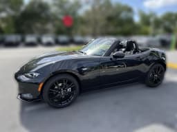 Mazda MX-5 Miata Club Manual 2026 — side view