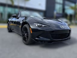 Mazda MX-5 Miata Club Manual 2026 — side view