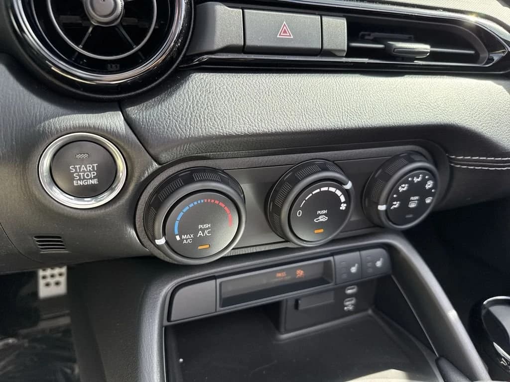 Mazda MX-5 Miata Club Manual 2026 — side view