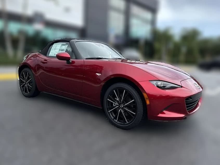 Mazda MX-5 Miata Grand Touring Auto 2026 — side view