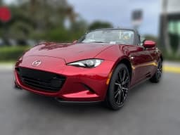 Mazda MX-5 Miata Grand Touring Auto 2026 — side view