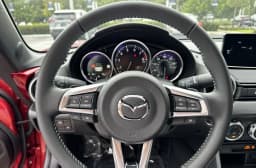 Mazda MX-5 Miata Grand Touring Auto 2026 — side view
