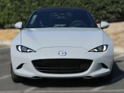Mazda MX-5 Miata Grand Touring Auto 2026 — side view
