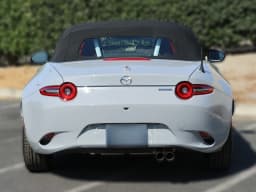 Mazda MX-5 Miata Grand Touring Auto 2026 — side view