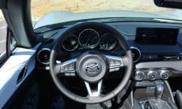 Mazda MX-5 Miata Grand Touring Auto 2026 — side view