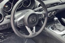 Mazda MX-5 Miata Grand Touring Auto 2026 — side view