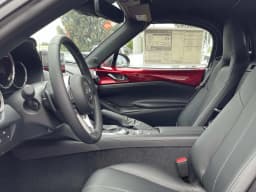 Mazda MX-5 Miata Grand Touring Auto 2026 — side view