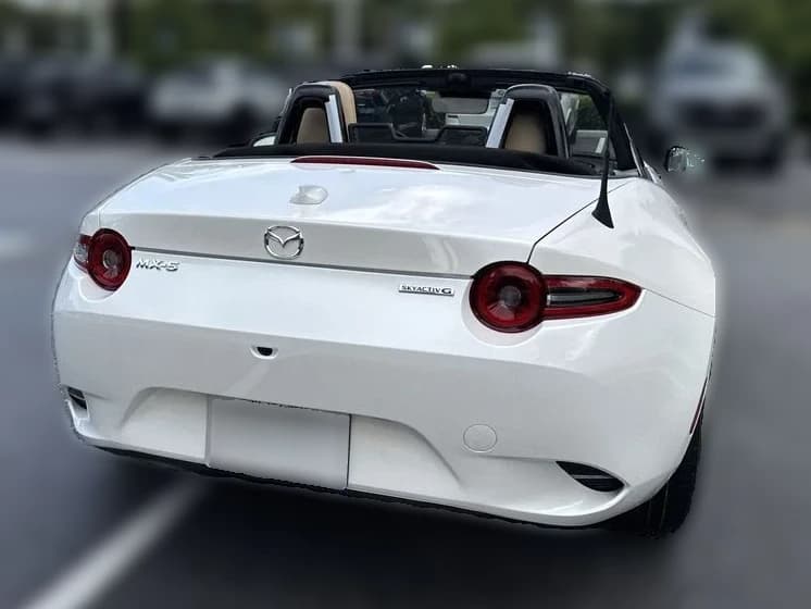 Mazda MX-5 Miata Grand Touring Manual 2026 — side view